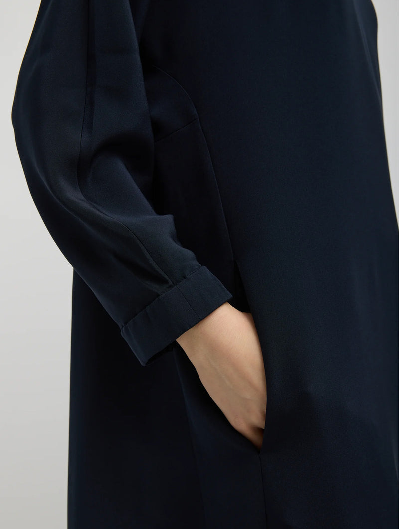 4 Ply Silk Long Sleeve Cocoon Dress in Dark Navy