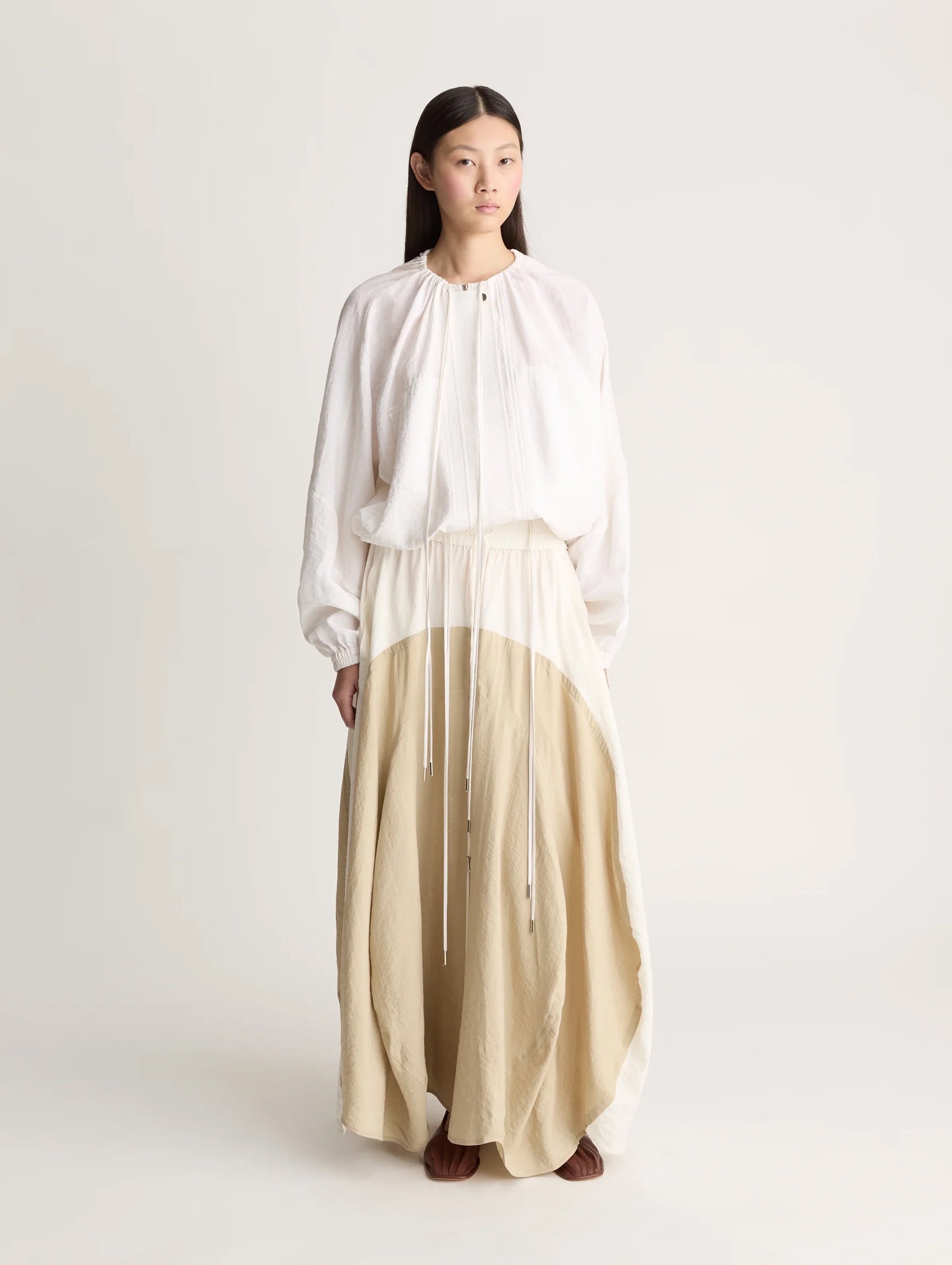 Alexia Skirt in Sand