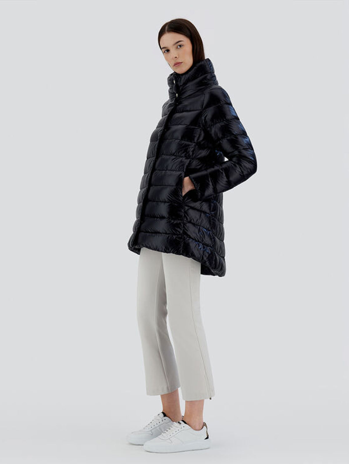 Amelia Ultralight Puffer Jacket in Black