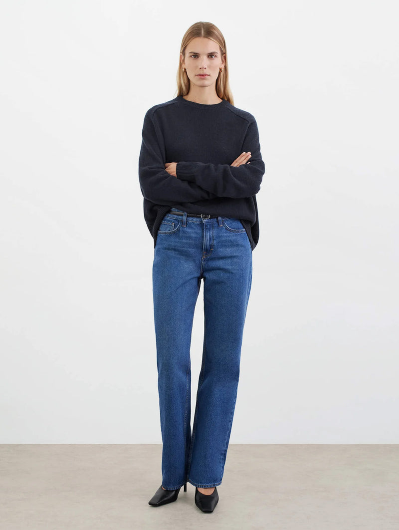 Boyfriend Cashmere Crewneck Sweater in Navy