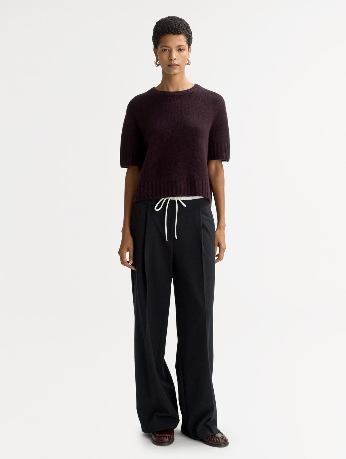 Chunky Cashmere Short Sleeve in Midnight Plum