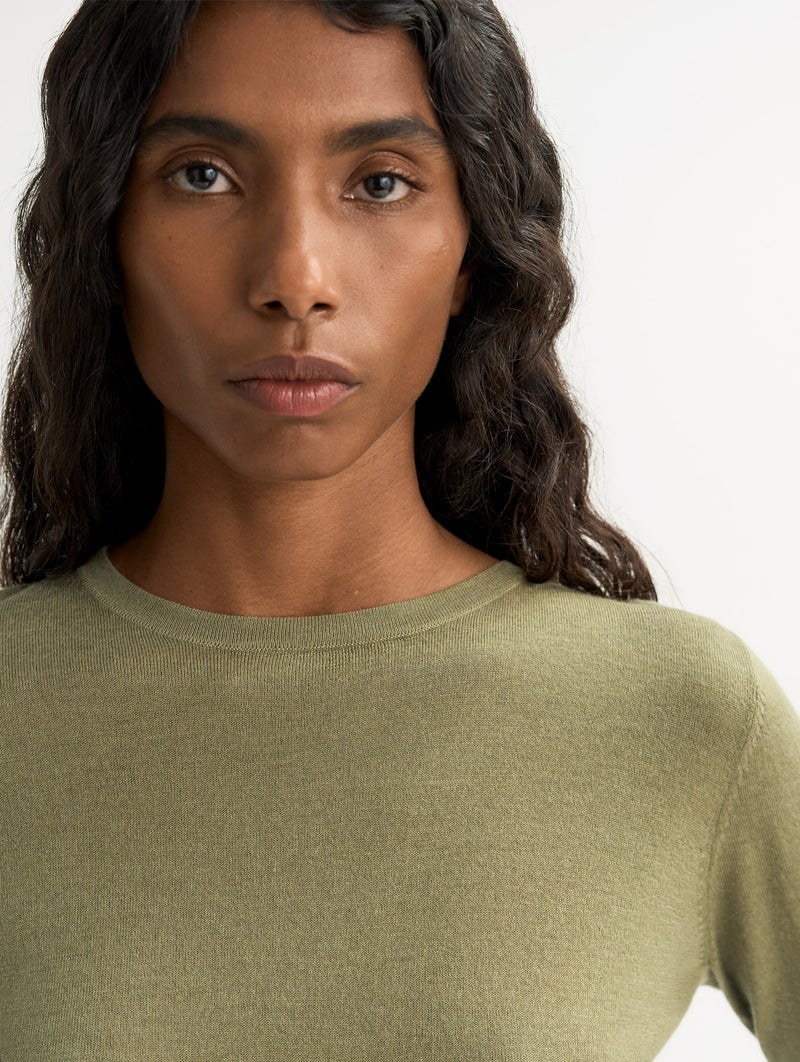 Featherlight Cashmere Silk Crewneck in Khaki