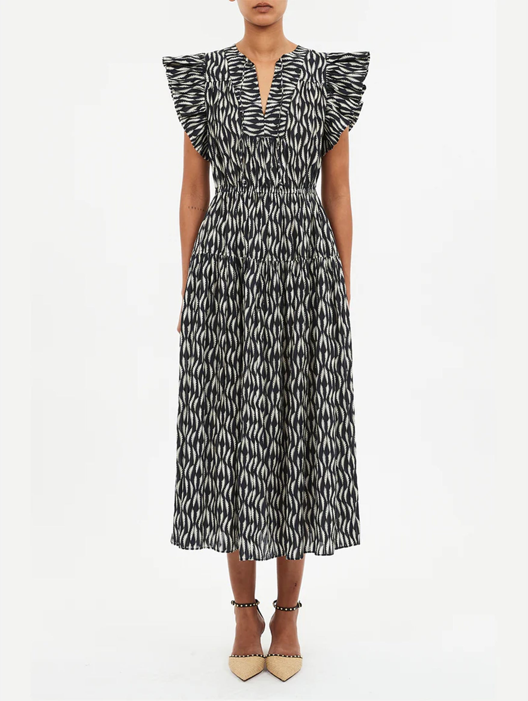 Kairi Flutter Sleeve Midi Dress in Graphite