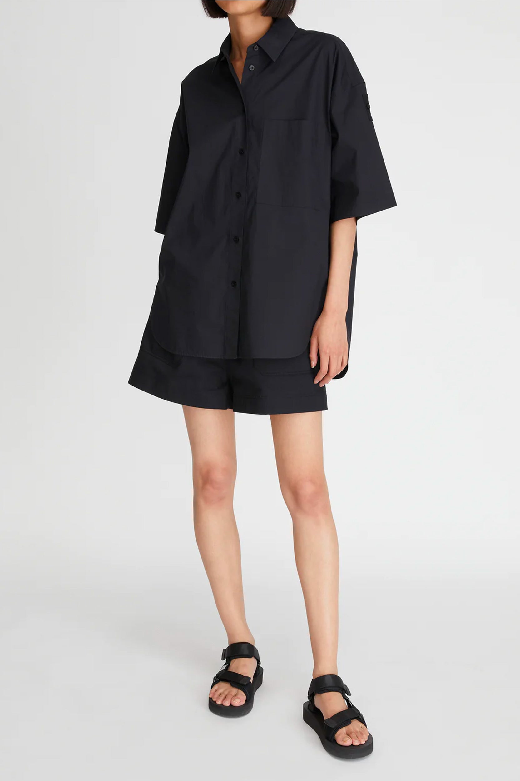 LM Poplin SS Shirt in Black