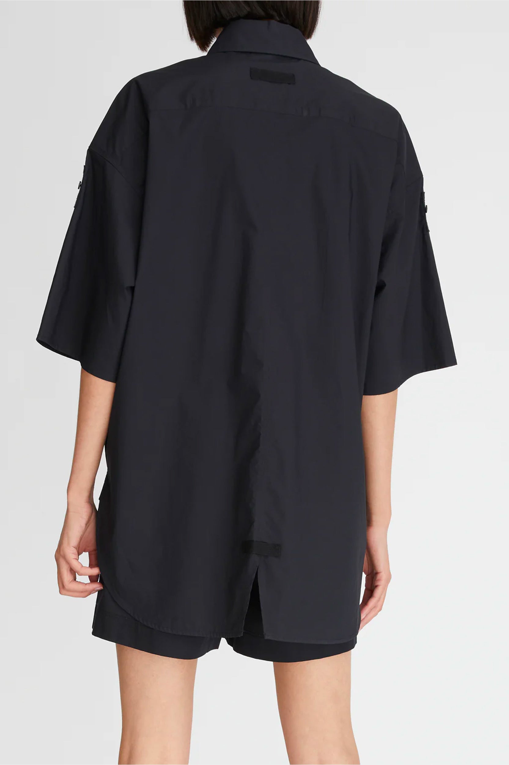 LM Poplin SS Shirt in Black