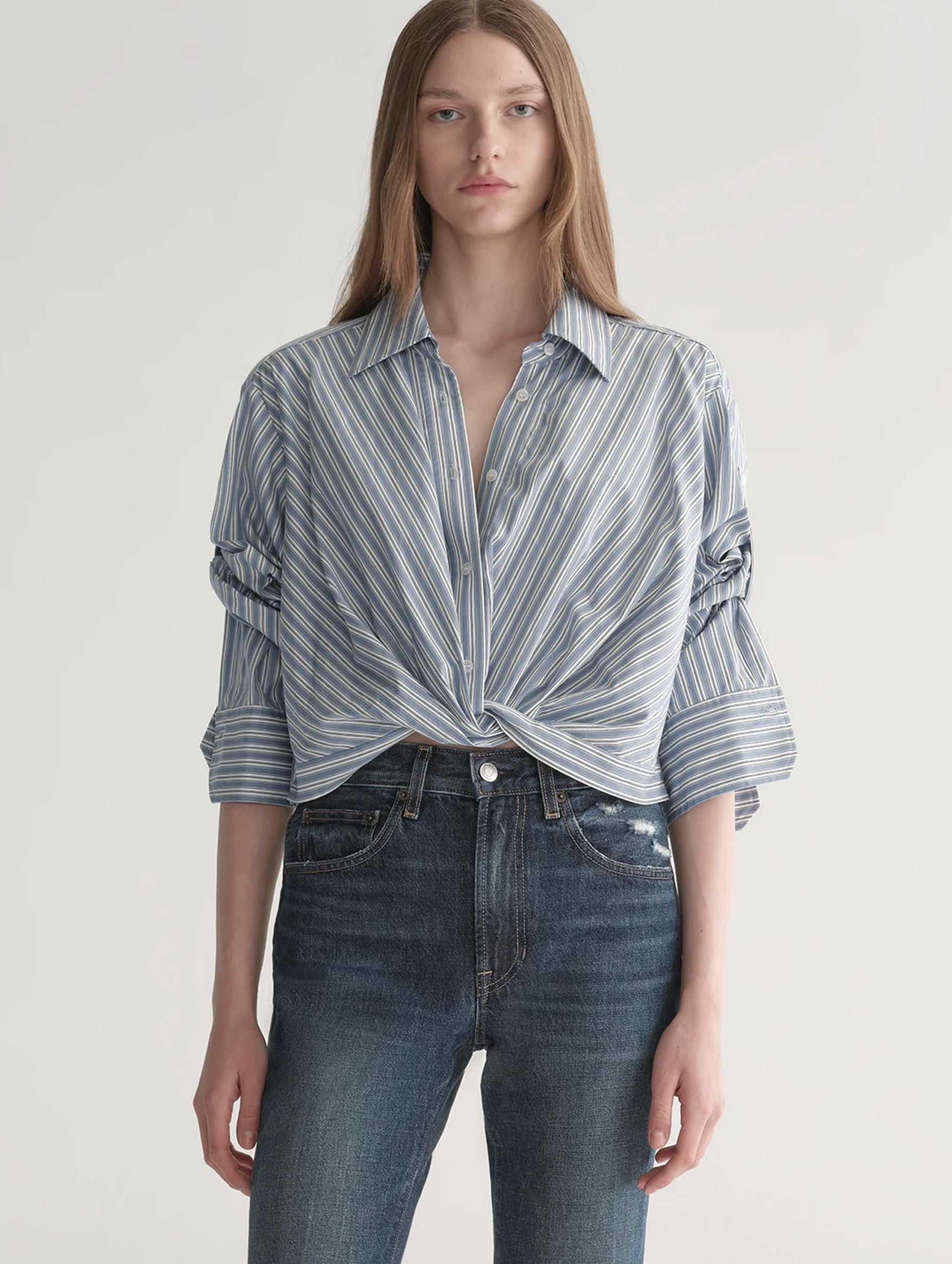 Leo Cotton Top in White and Steel Blue