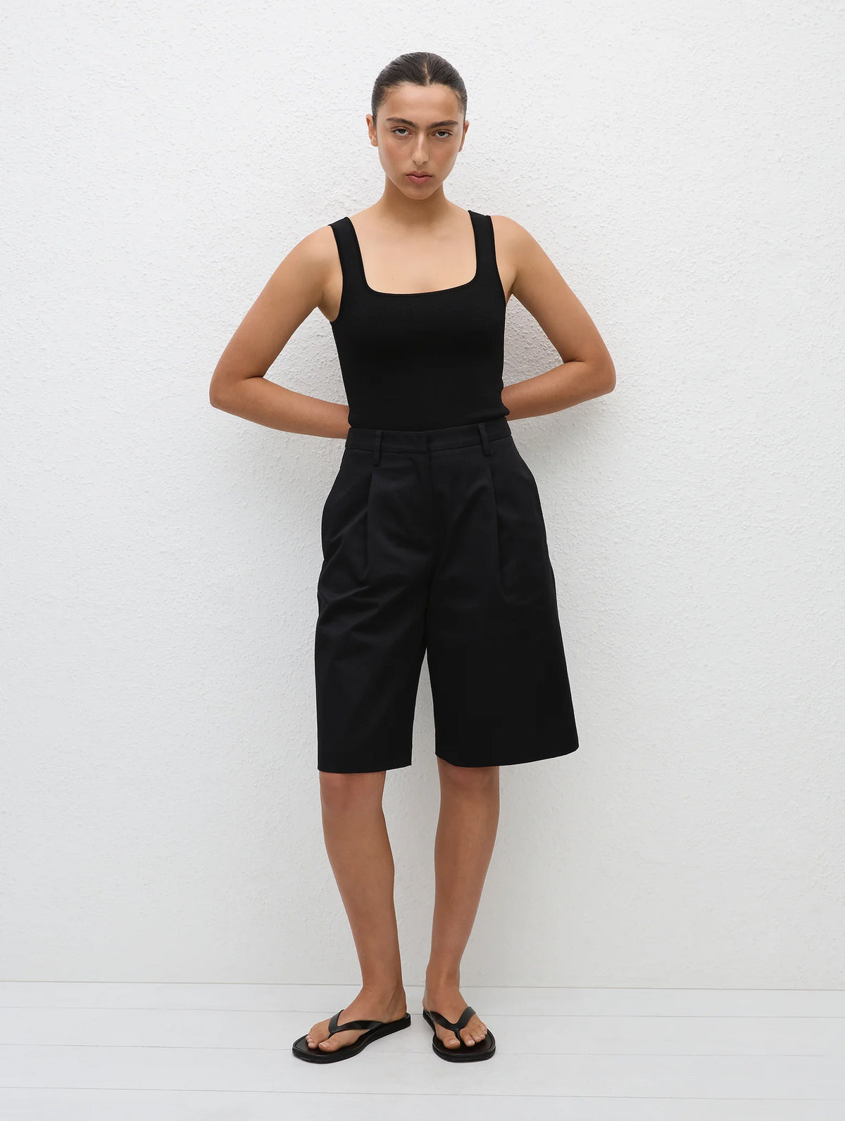 Long Chino Short In Black