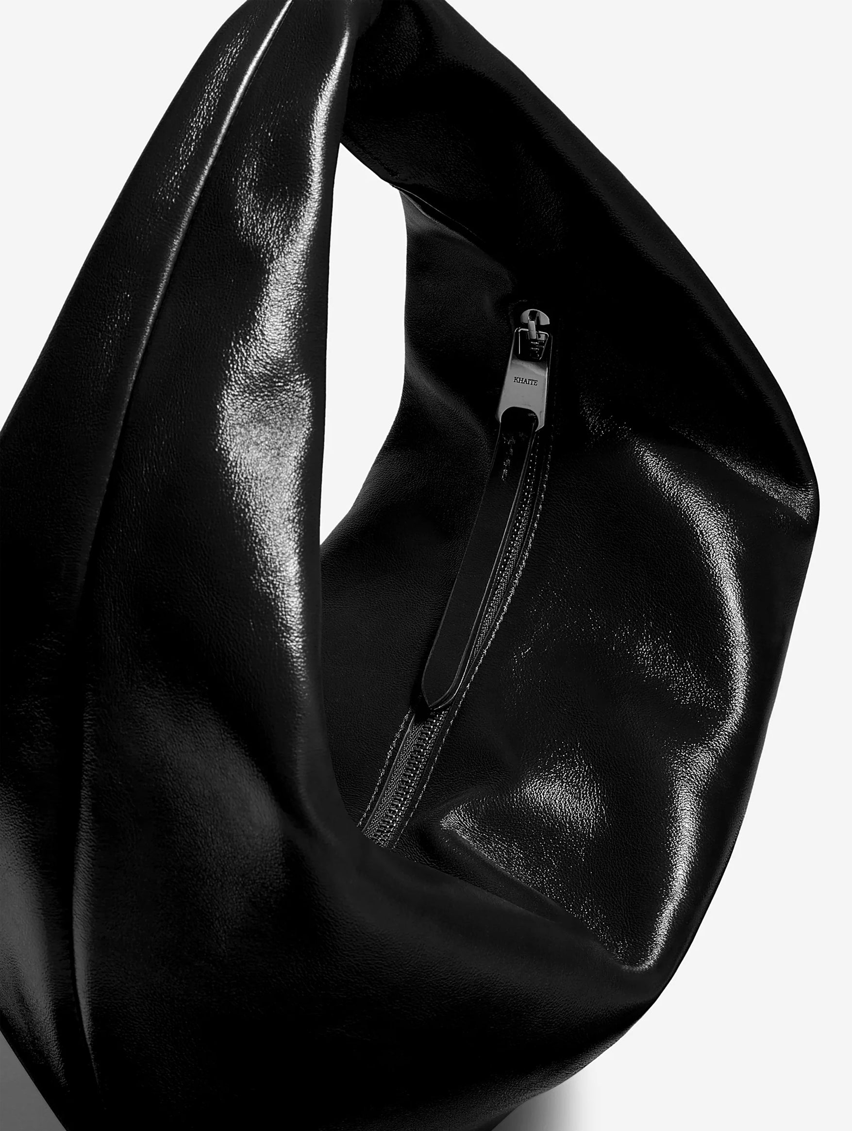 Medium Olivia Hobo Bag in Black