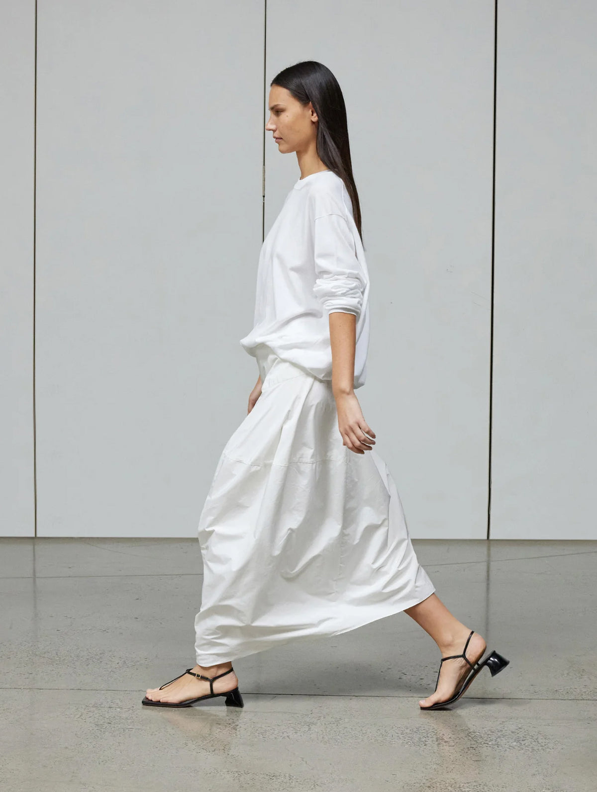 Nylon Asymmetrical Balloon Skirt in White