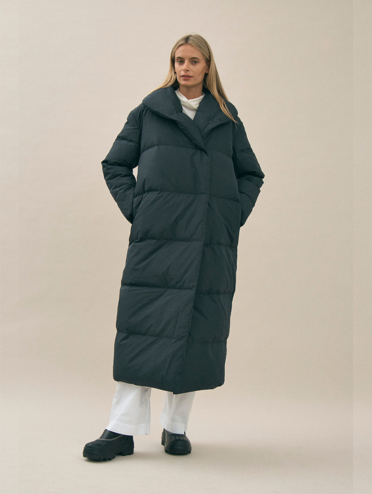 The Puffer Coat in Black