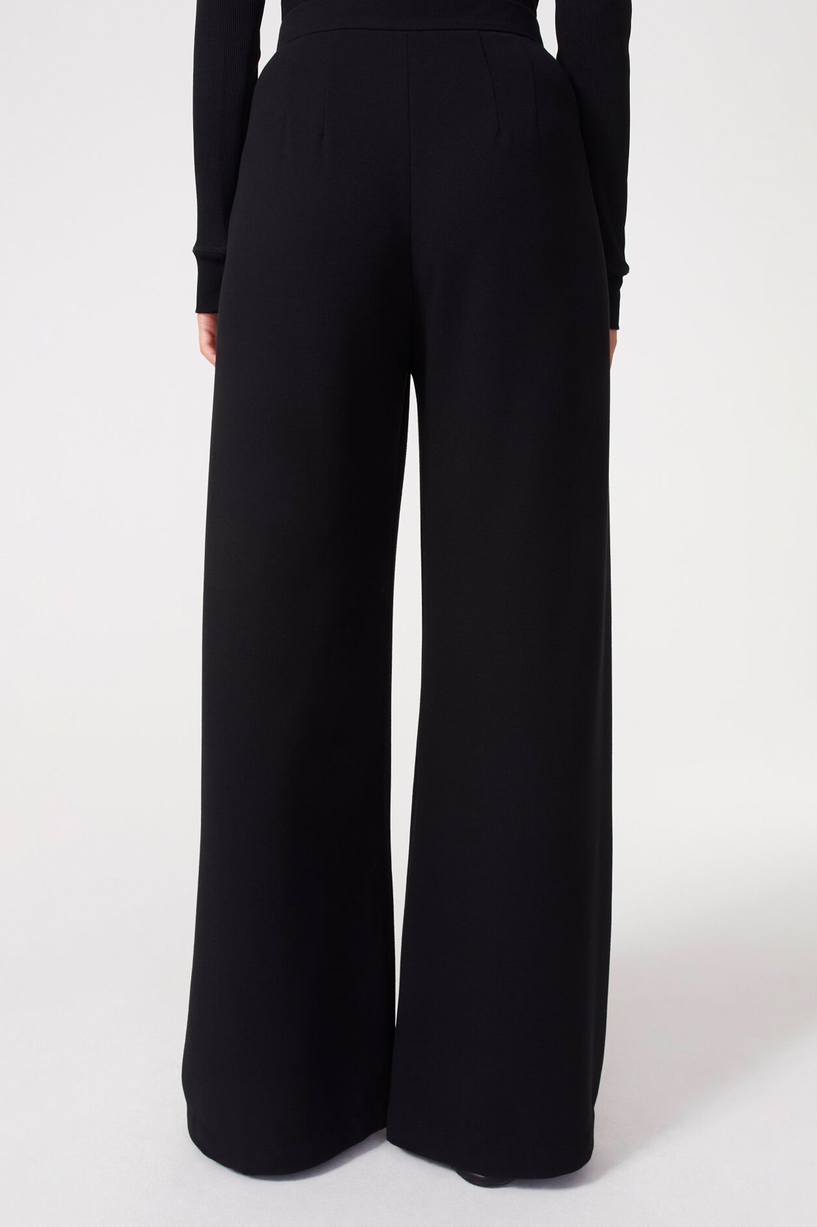 Sini Pant in Black
