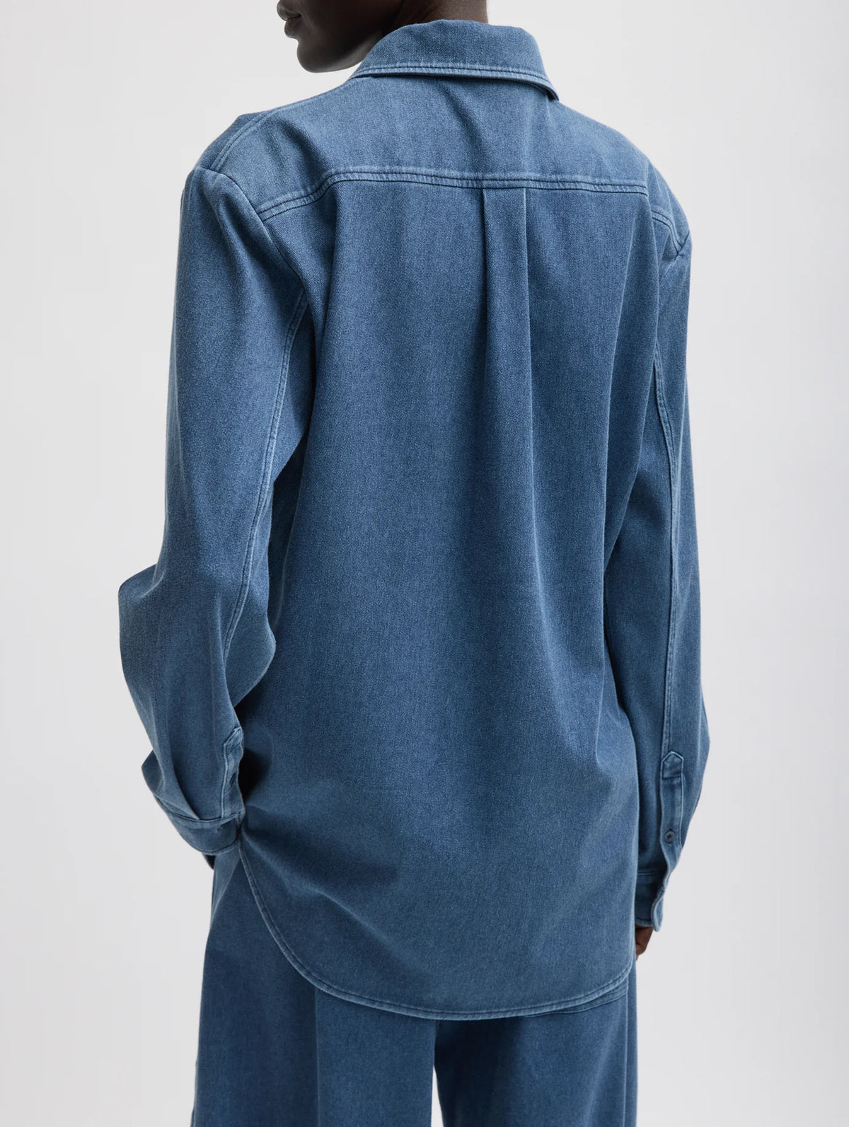 Stretch Denim Easy Shirt in Classic Wash