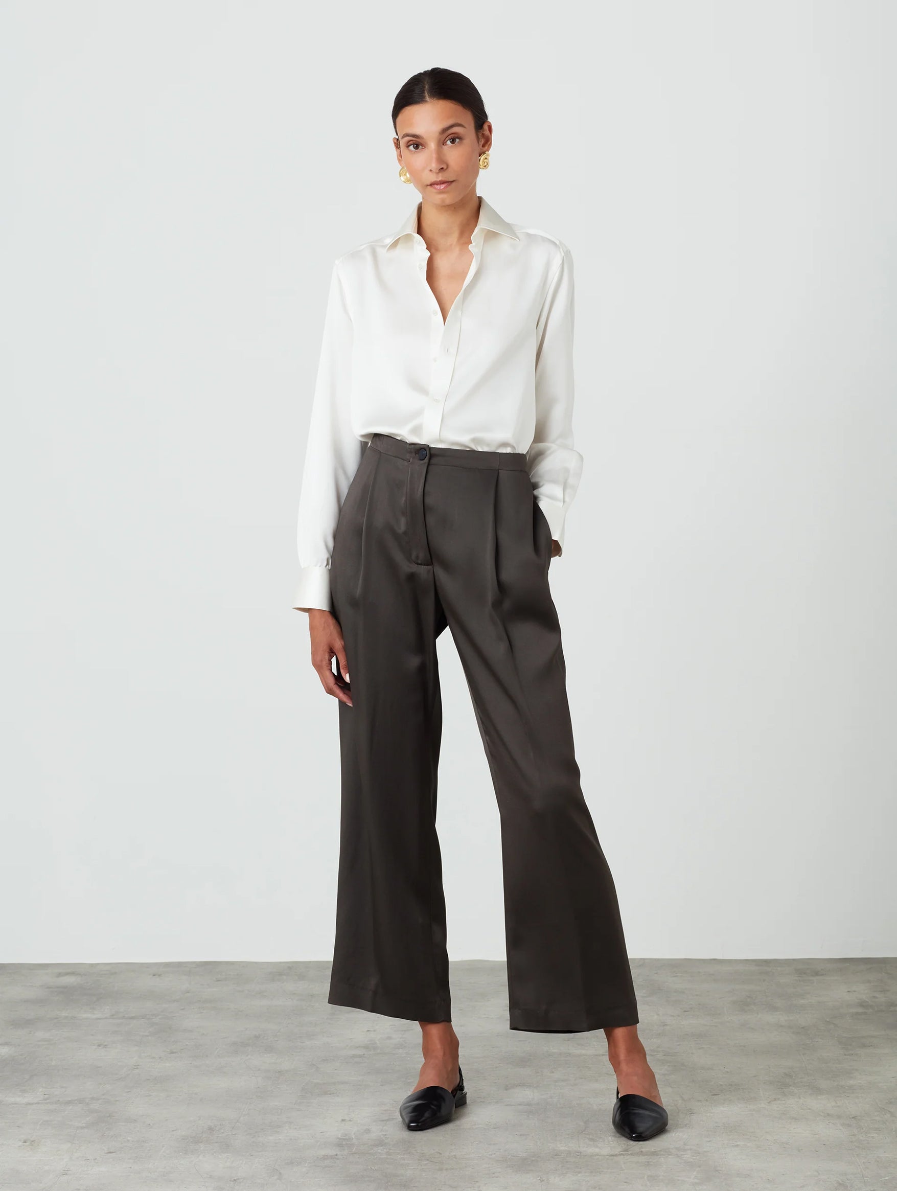 The Boyfriend Silk Shirt in Pearl