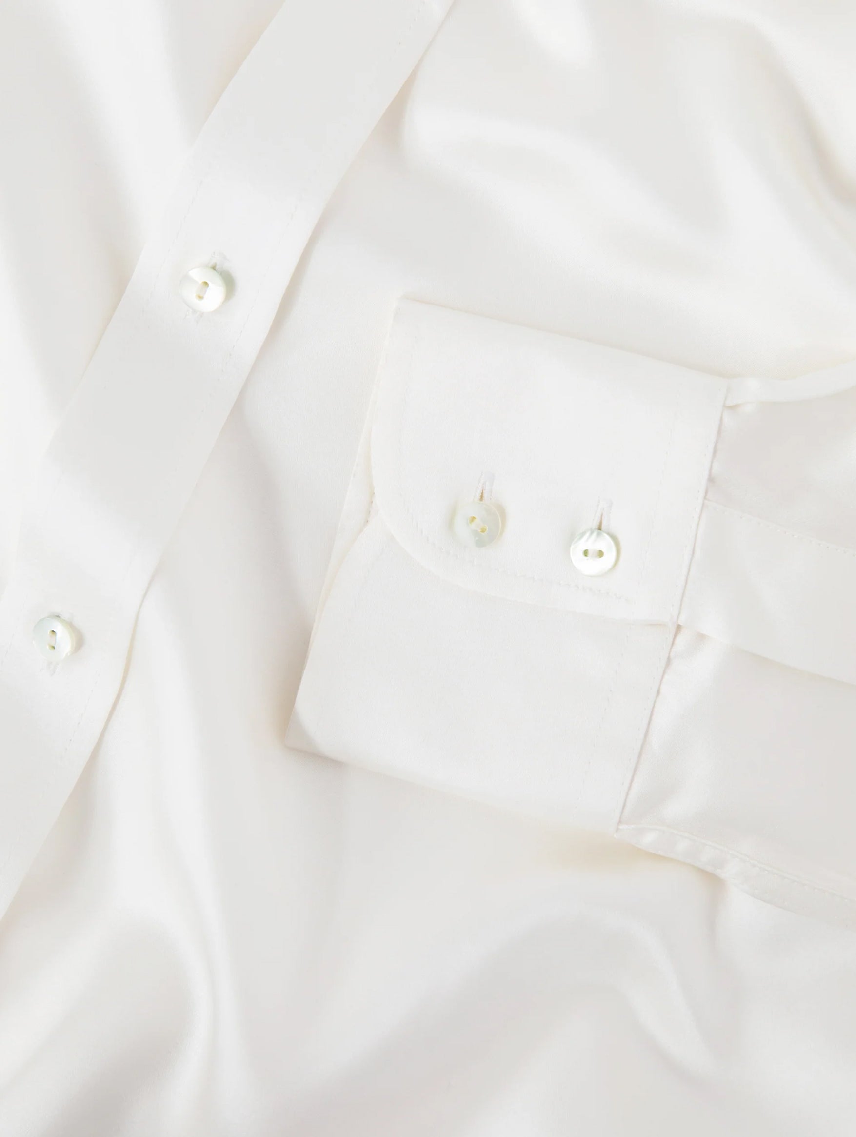 The Boyfriend Silk Shirt in Pearl