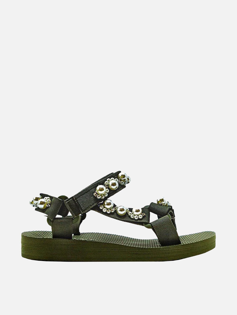 Trekky Sandal in Khaki & Pearl