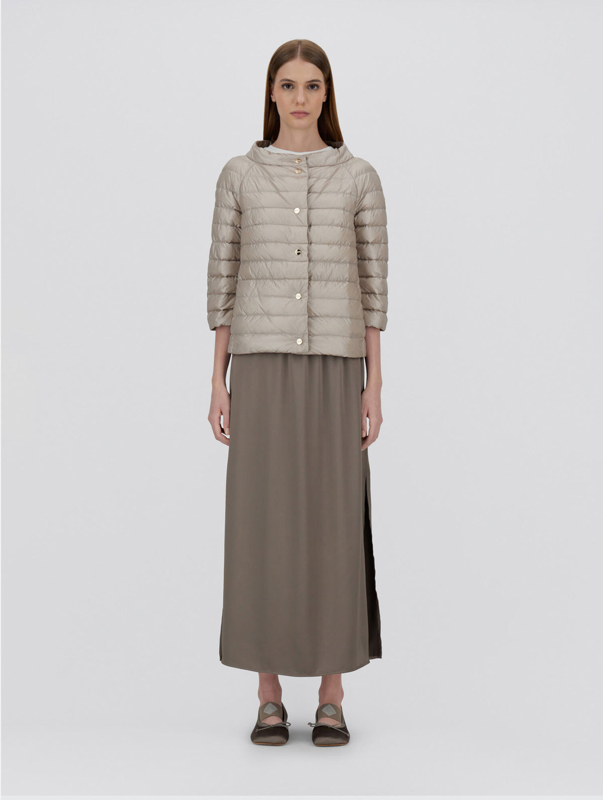 Ultralight Nylon Reversible Cape in Chantilly/Dove Grey