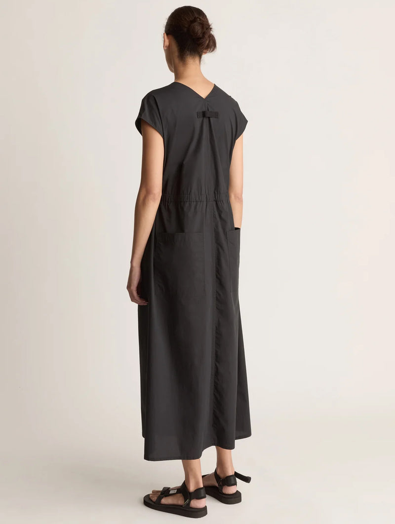 LM Poplin V Neck Dress in Black