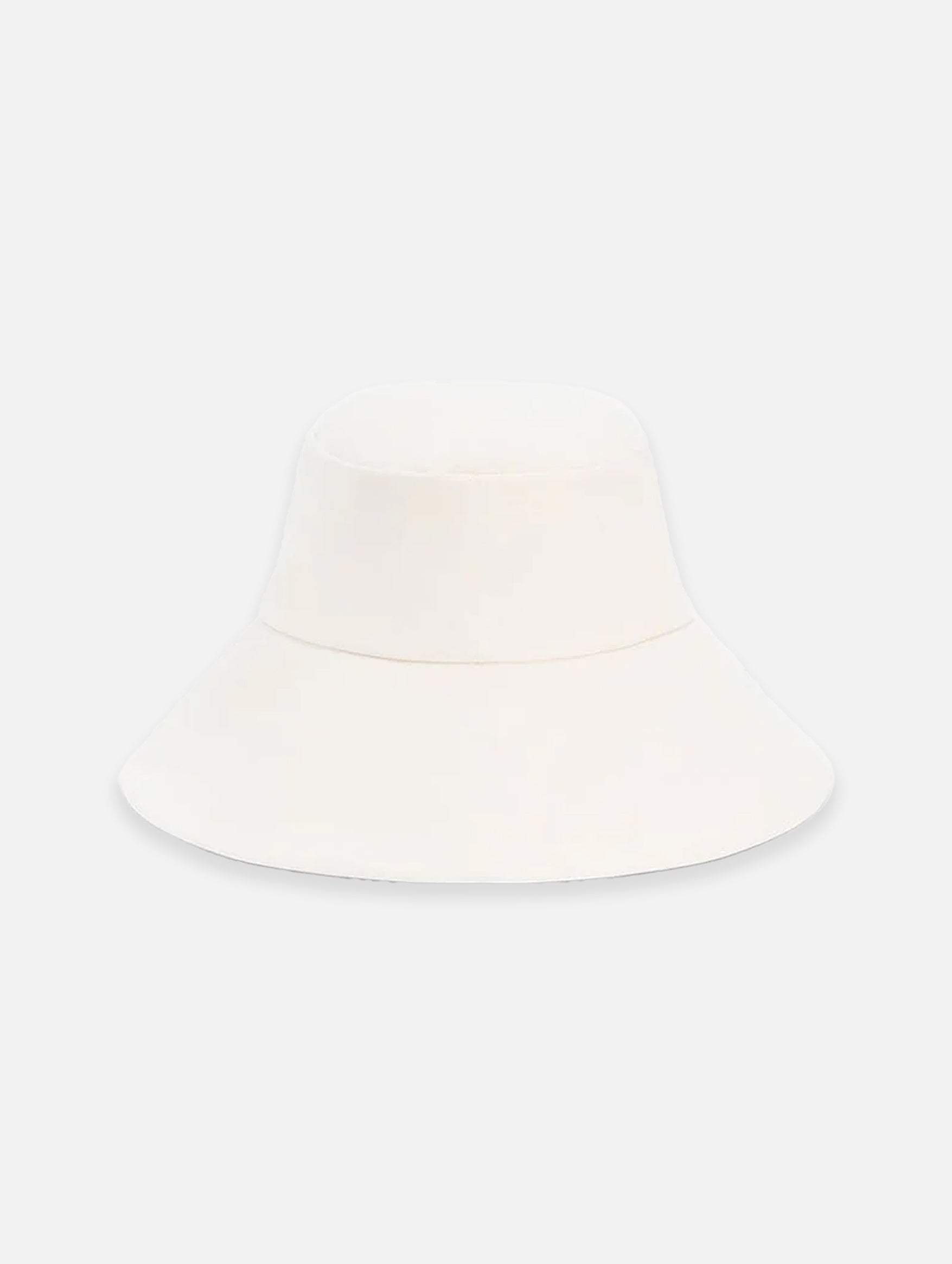 Walker Bucket Hat in Off White