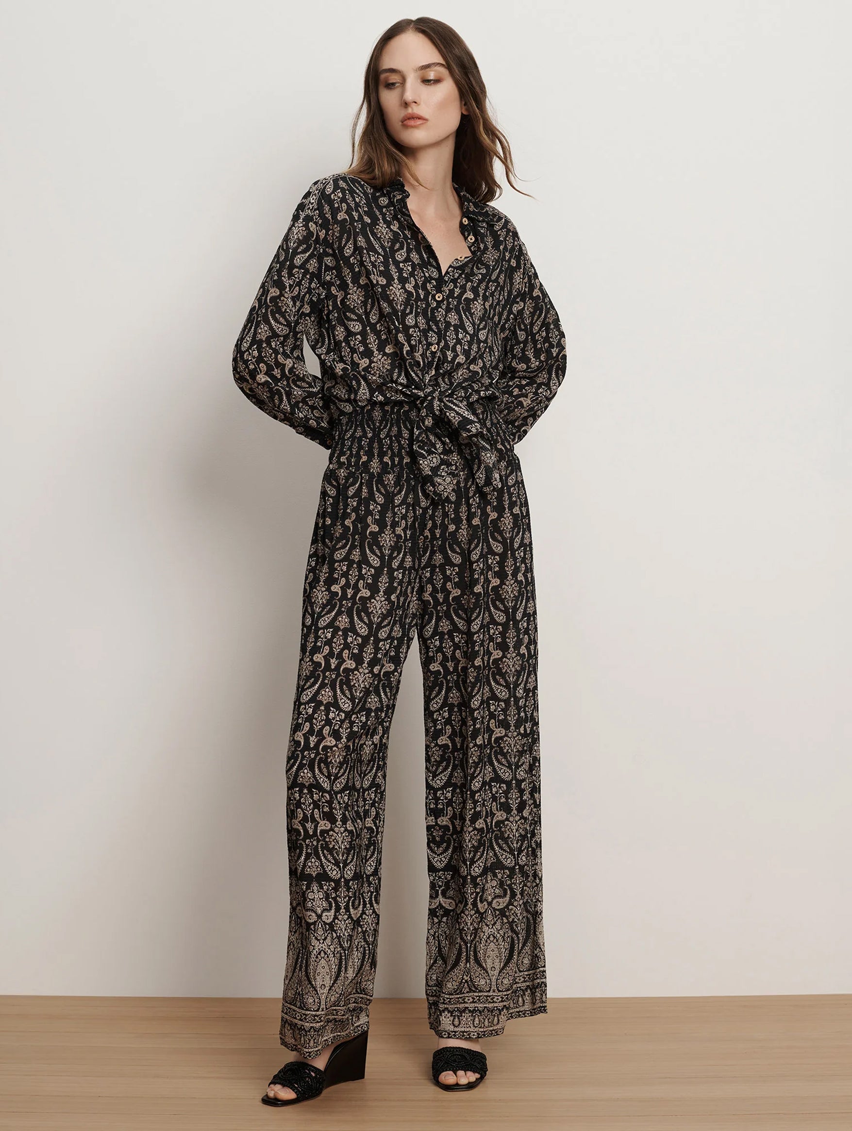 Callaway Smocked Wide-Leg Pant in Black Multi