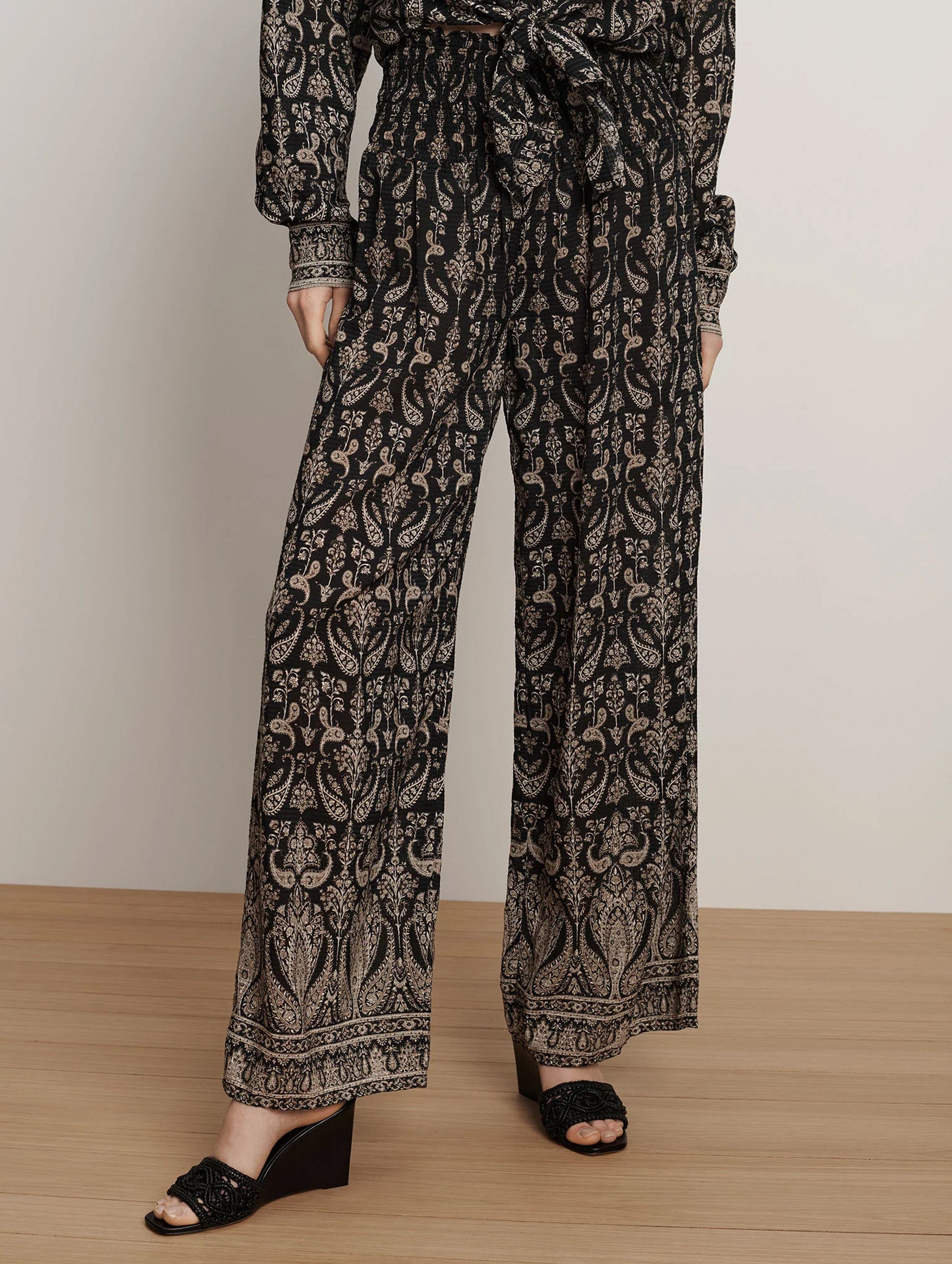 Callaway Smocked Wide-Leg Pant in Black Multi