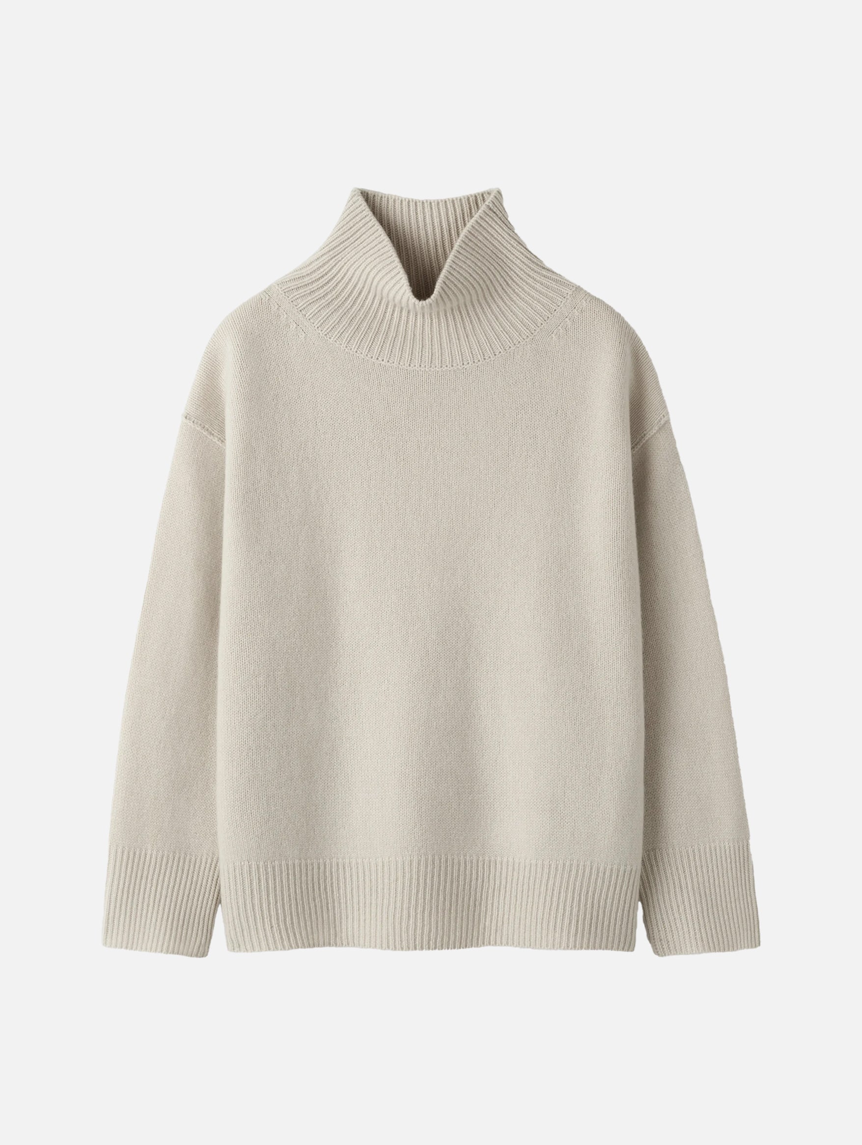 Boyfriend Cashmere Turtleneck in Chalk