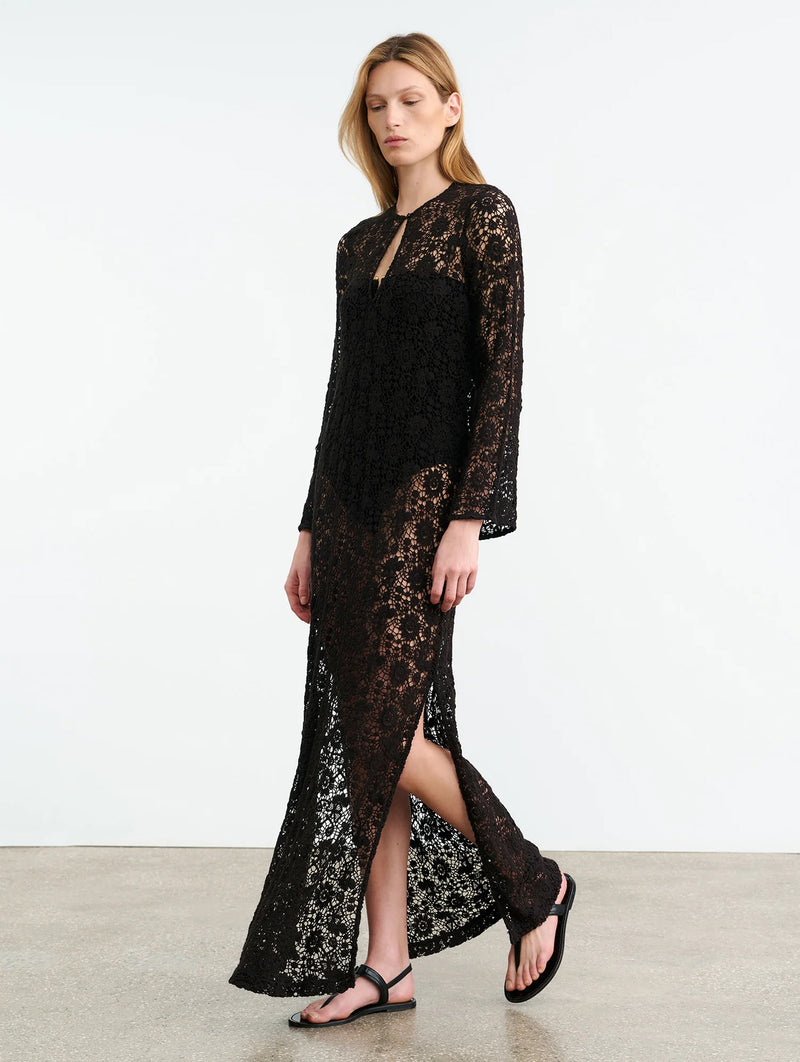 Della Dress in Black