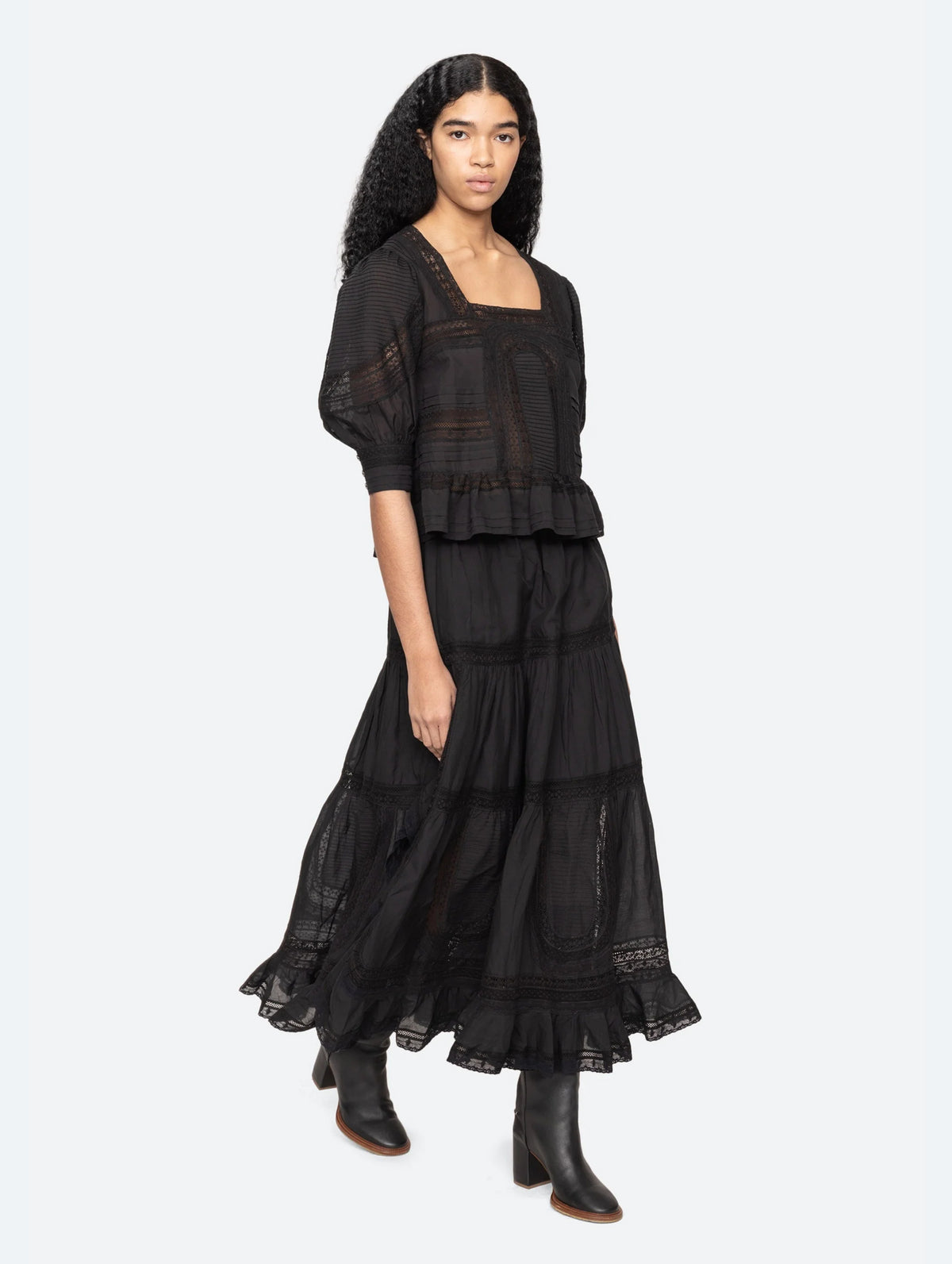 Franca Lace Midi Skirt in Black