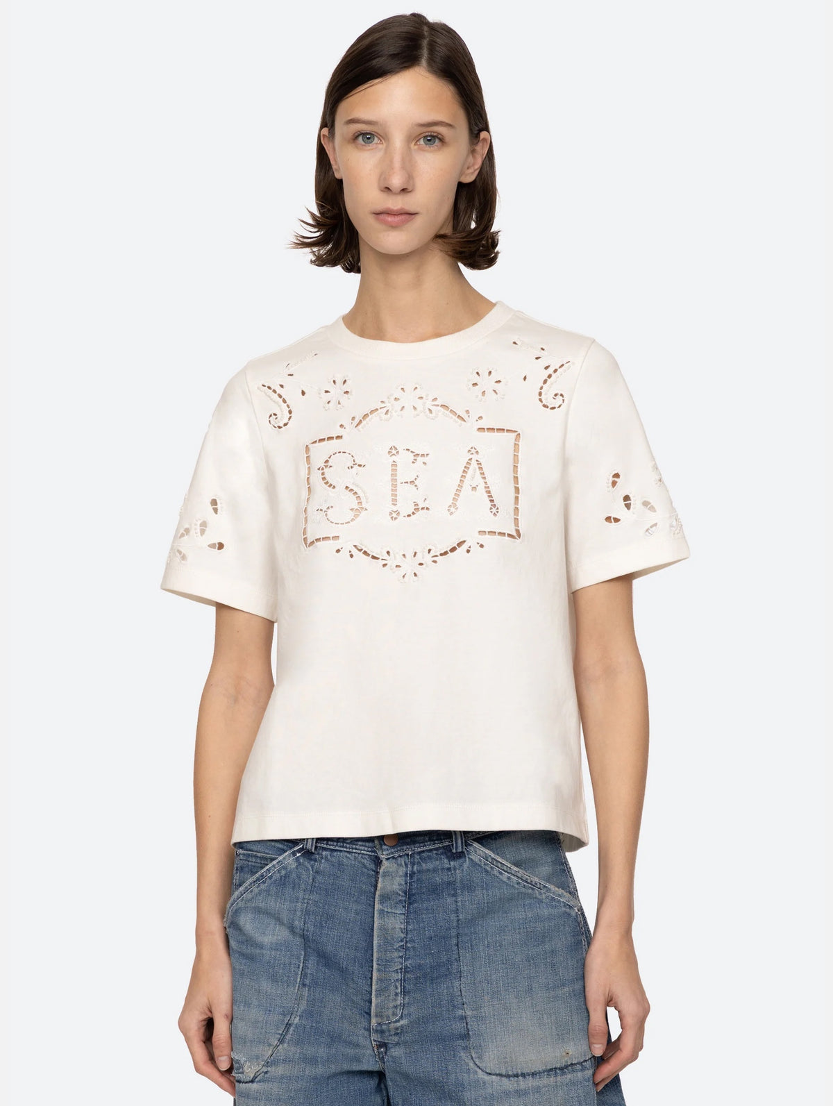 Marie Embroidery T-Shirt in White