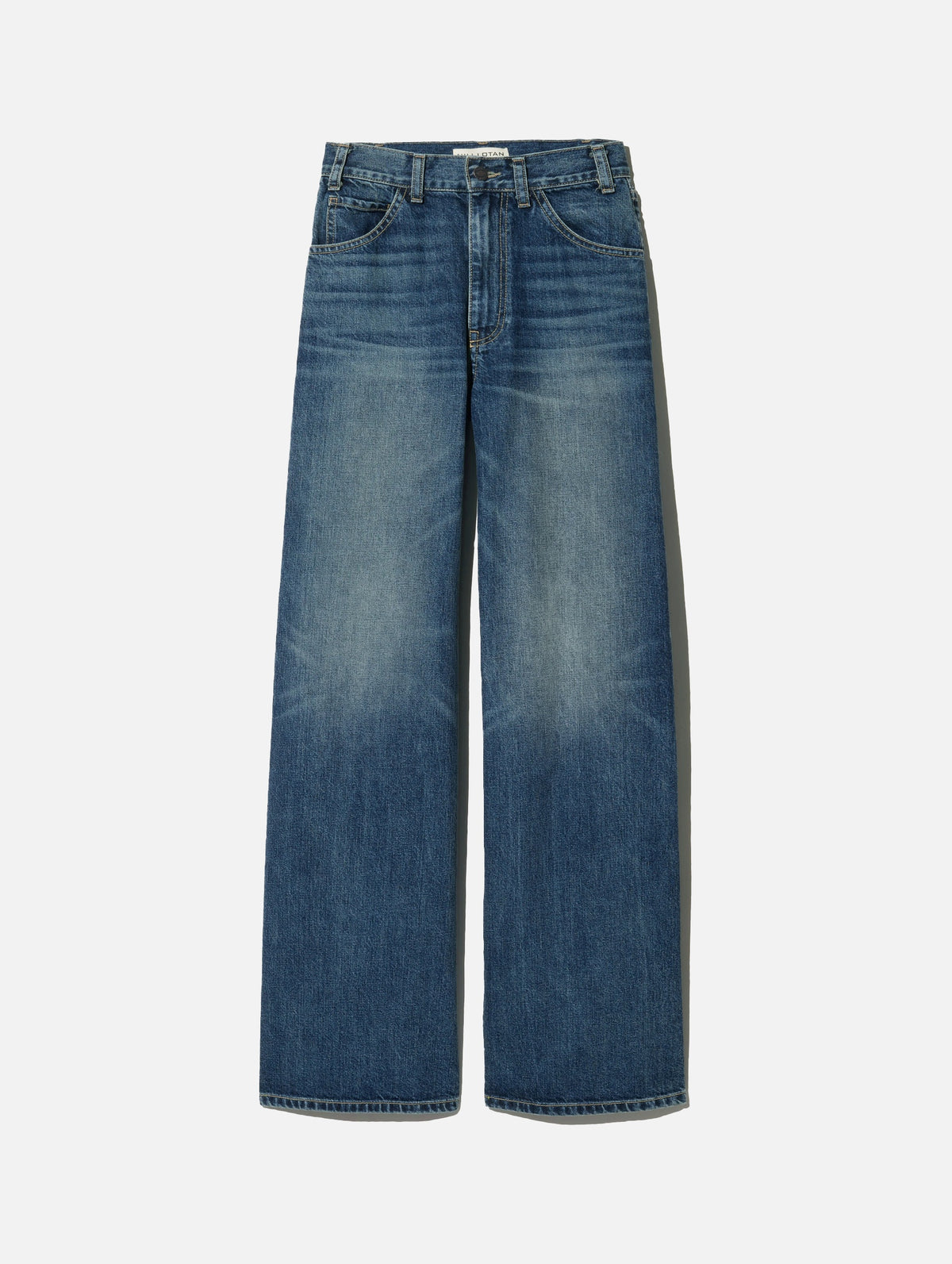 Salome Jean in Simon Wash