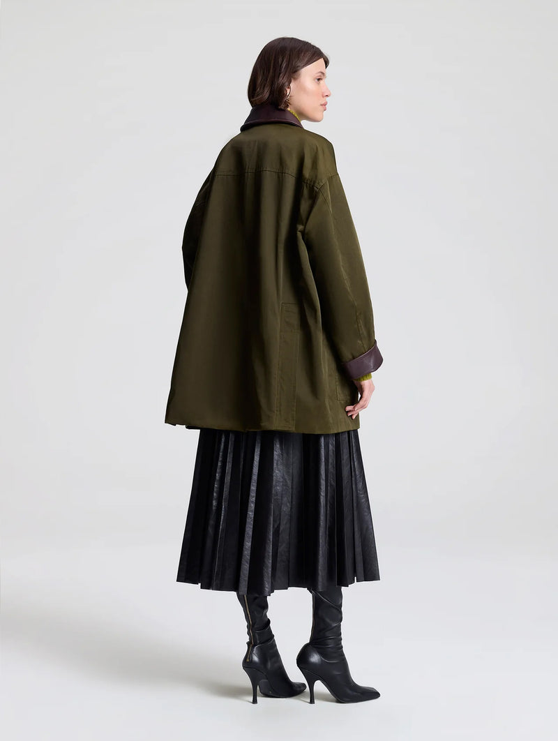 Theo Oil Cloth Jacket in Military