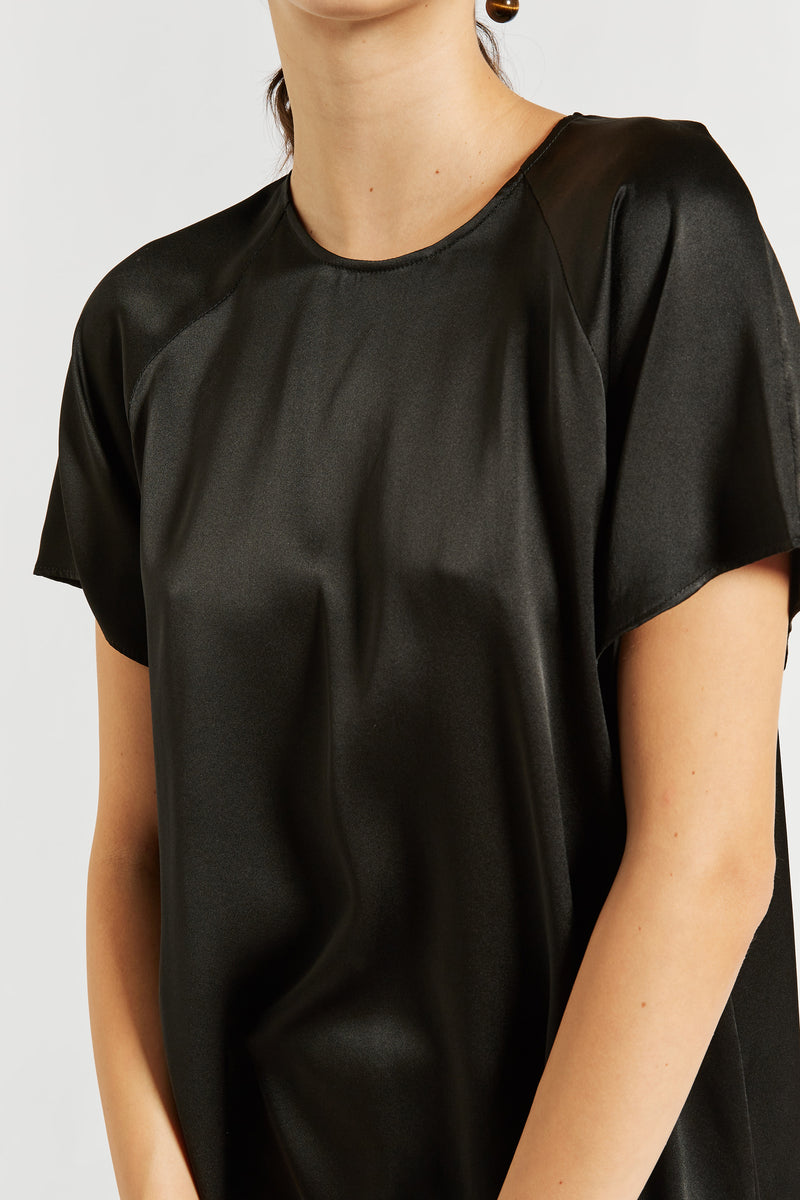 Stella Silk Raglan Tee in Black